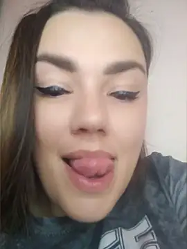 Živý XXX chat KrissSexi