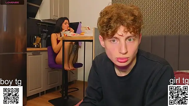 crispinver's Live XXX Chat