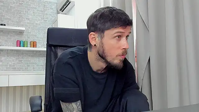JonahShaw Chat XXX live