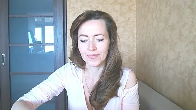 NicoleEunice87のライブXXXチャット