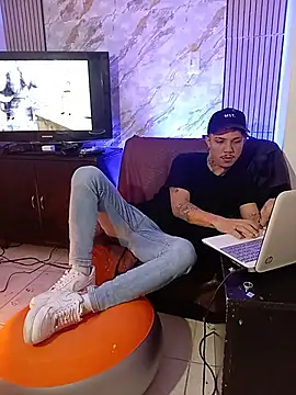 Czat XXX na żywo – HannibalLester
