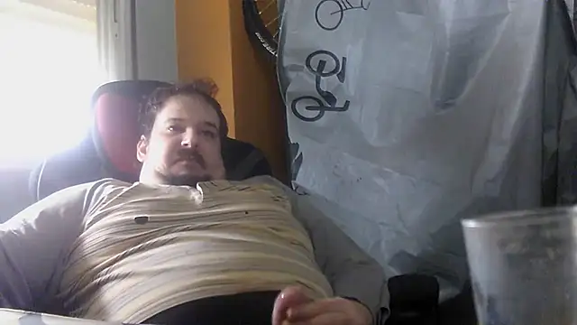 Chat +18 de porkorossy ao vivo
