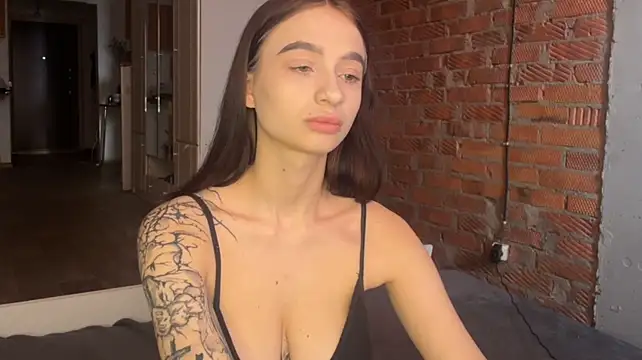 XXX chat uživo modela imChatty_Alice