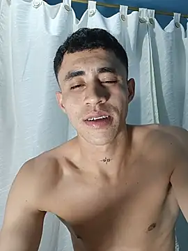 Cris-h Live XXX-Chat