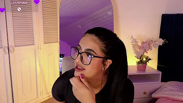 Czat XXX na żywo – Sara_Blazee