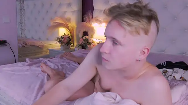 XXX chat uživo modela _AlexHot_