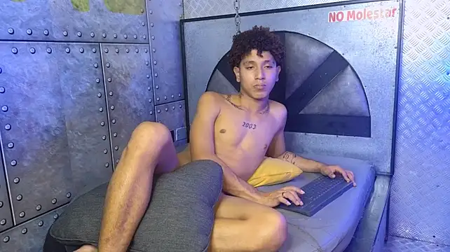 Chat +18 de ArisStonne ao vivo