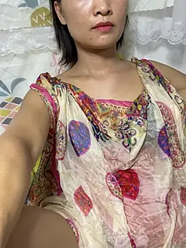 lunamoder 现场XXX聊天
