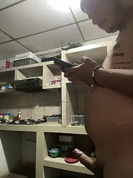 Master_122 Live XXX-Chat