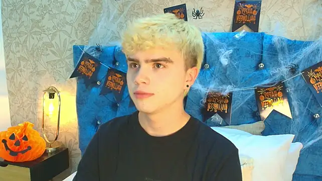 Chat +18 de Ian_Stone ao vivo