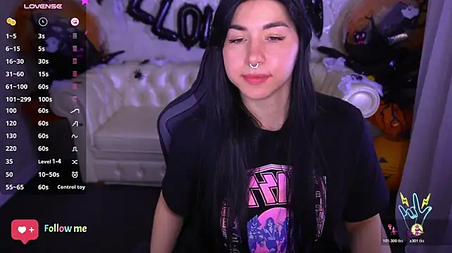 Chatroom XXX en direct de EmilyCandyy