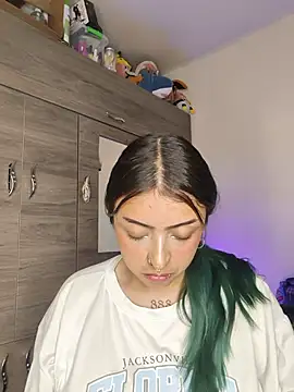Chat +18 de Val_Lau ao vivo