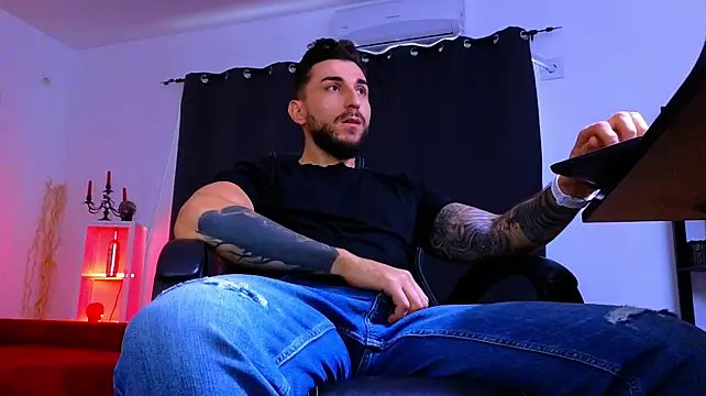 Chatroom XXX en direct de MightyAaron66