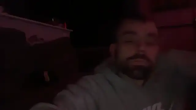 Fr4nk1eFFuxxx's Live XXX Chat