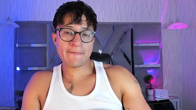 Hassbydn Live XXX chat