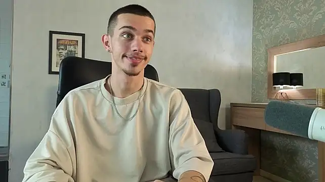 Živý XXX chat KaydenDrew