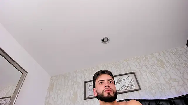 MattDevon Live XXX-Chat
