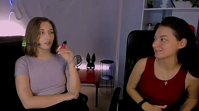 eva_smiith_ Adlı Modelin Canlı XXX Sohbeti