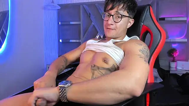 Hassbydn Live XXX chat