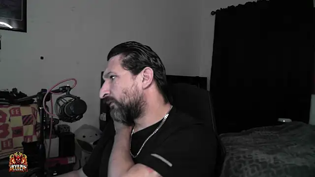 DevilPup75_ Adlı Modelin Canlı XXX Sohbeti