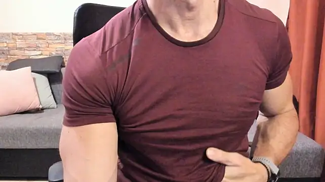Chatroom XXX en direct de HotHunkTrainer