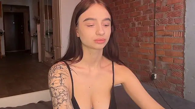 imChatty_Alice লাইভ XXX চ্যাট