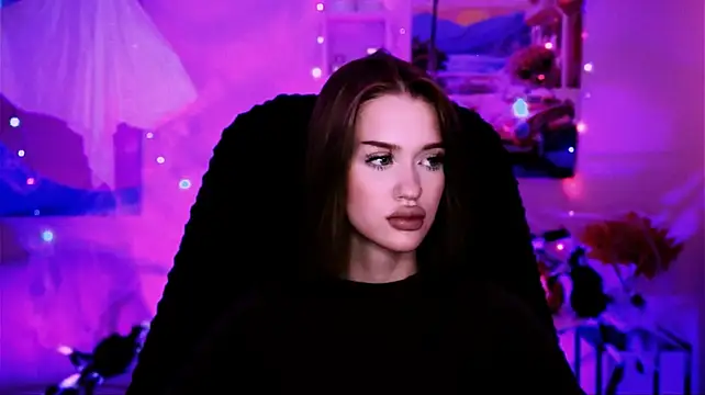 دردشة AngelaHolmes الجنسية المباشرة