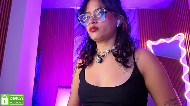 kristen_tay's Live XXX Chat