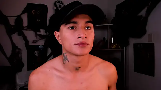LiamDeeps Live XXX Chat