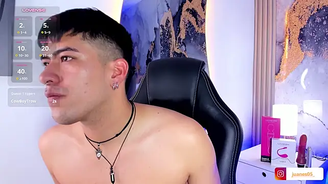 RyanClark_ Live XXX-Chat