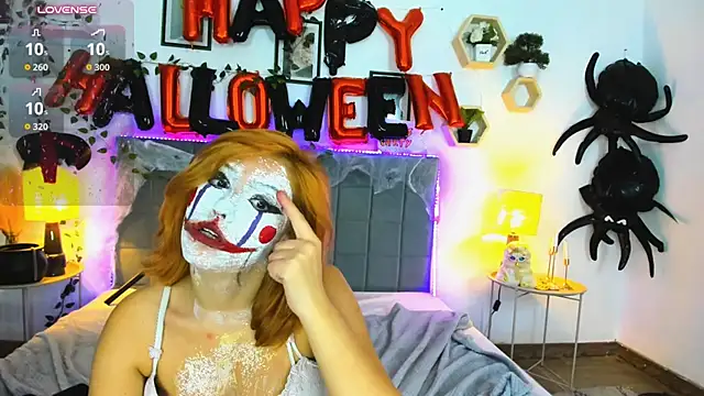 DellaRows' Live XXX Chat