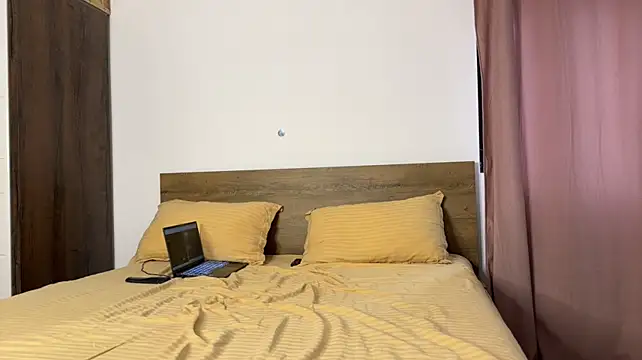 MathiasRay Chat XXX live
