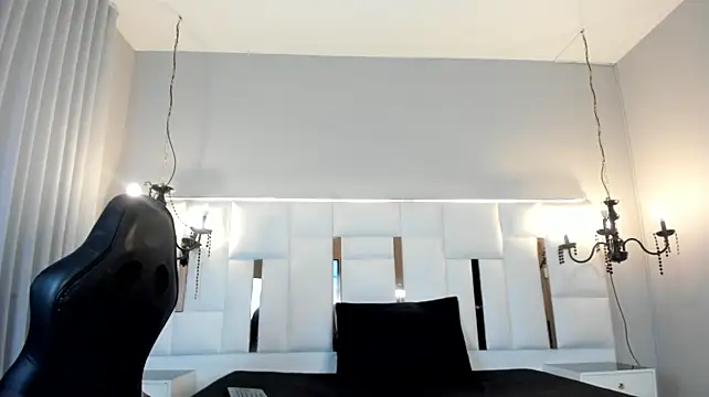 XXX chat uživo modela magic_monroe