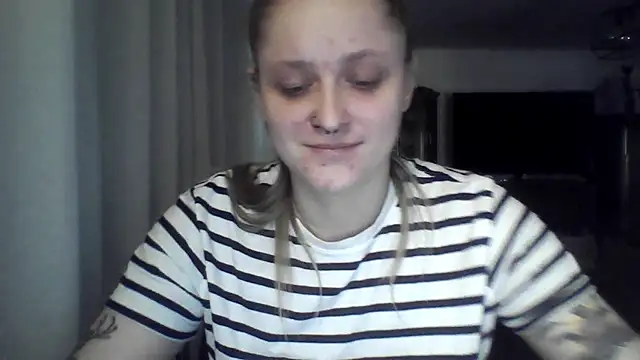 Chat +18 de LeaWetGirl ao vivo