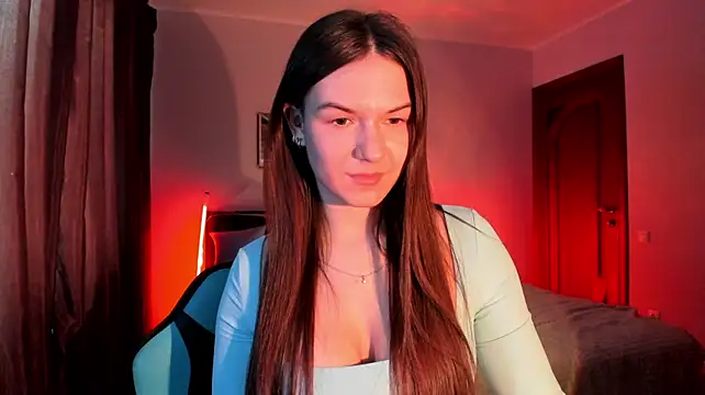 luna_lust_212 Adlı Modelin Canlı XXX Sohbeti