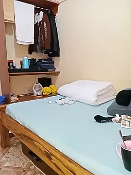 BBC-Fantasy Adlı Modelin Canlı XXX Sohbeti