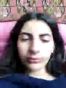 Chat +18 de Milana_Miles ao vivo