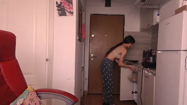 simyhvn Chat XXX live