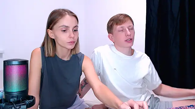 juliaanddima 现场XXX聊天