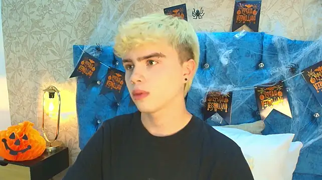 Czat XXX na żywo – Ian_Stone