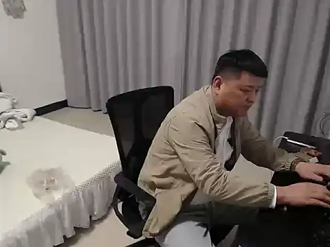 zhang1118's Live XXX Chat
