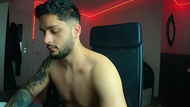 TroyWadee Live XXX-chat