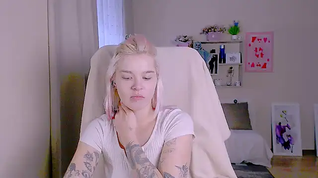 Hot_Blonda 라이브 XXX 채팅
