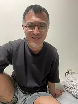 vansumi Chat XXX in diretta