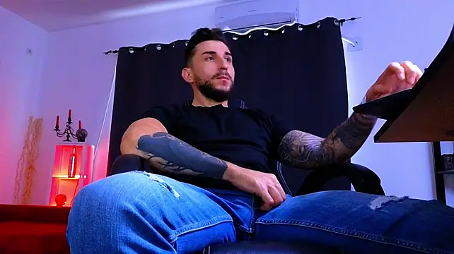 MightyAaron66 라이브 XXX 채팅