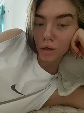 Lisaaa_Alisan Live XXX chat
