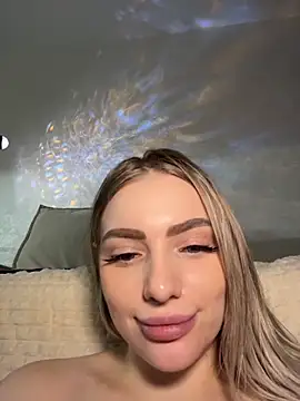HugeBoobsAlice live XXX chat