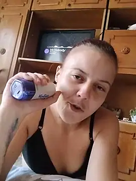 Csinibomba Live XXX-chat