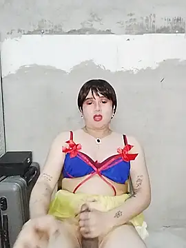 superhotshemale Pertunjukan Webcam