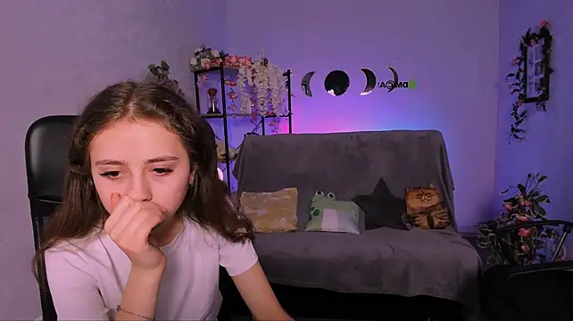 rebecca_smile Chat XXX live
